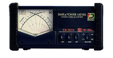 Daiwa CN-501VM SWR en Watt meter met kruisnaald display en bedieningsknoppen