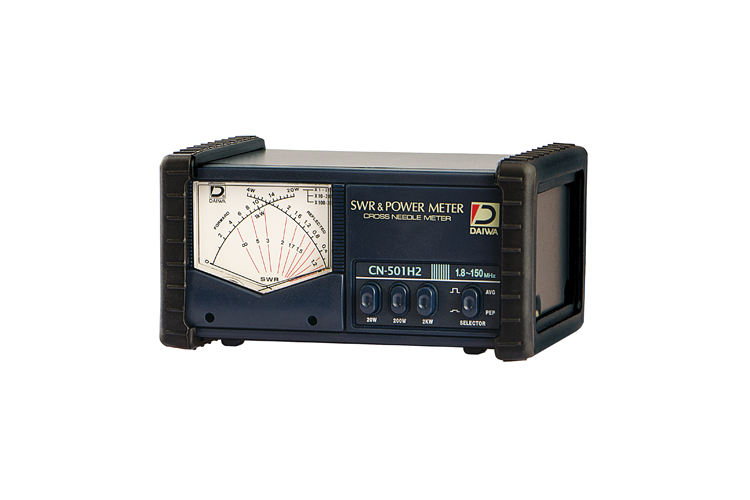 Daiwa CN-501H2 SWR en Watt meter voorzijde met display en bedieningsknoppen