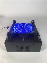  Delta DFK-LED onderzijde standaard voor transceivers met ingebouwde ventilator en blauwe ledverlichting