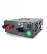 Komunica AV-825-Z power supply achterzijde met aansluitingen en power on/off knop 