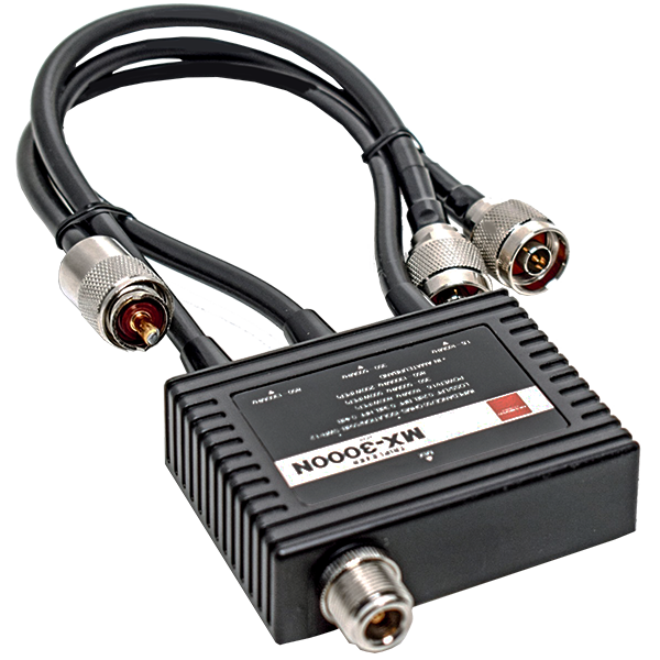 Dimaond MX-3000N antenne switch triplexer met 35cm kabel aan elke connector