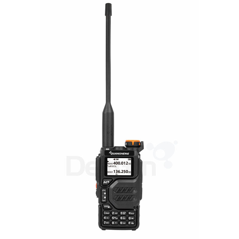 Quansheng UV-K5 Dualband portofoon. Deze portofoon is vergelijk met de Baofeng UV-5R.